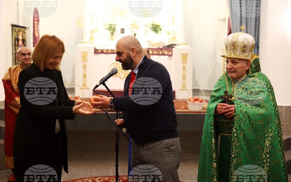 Арменска църква "Света Богородица" - Бъдни вечер - богослужение