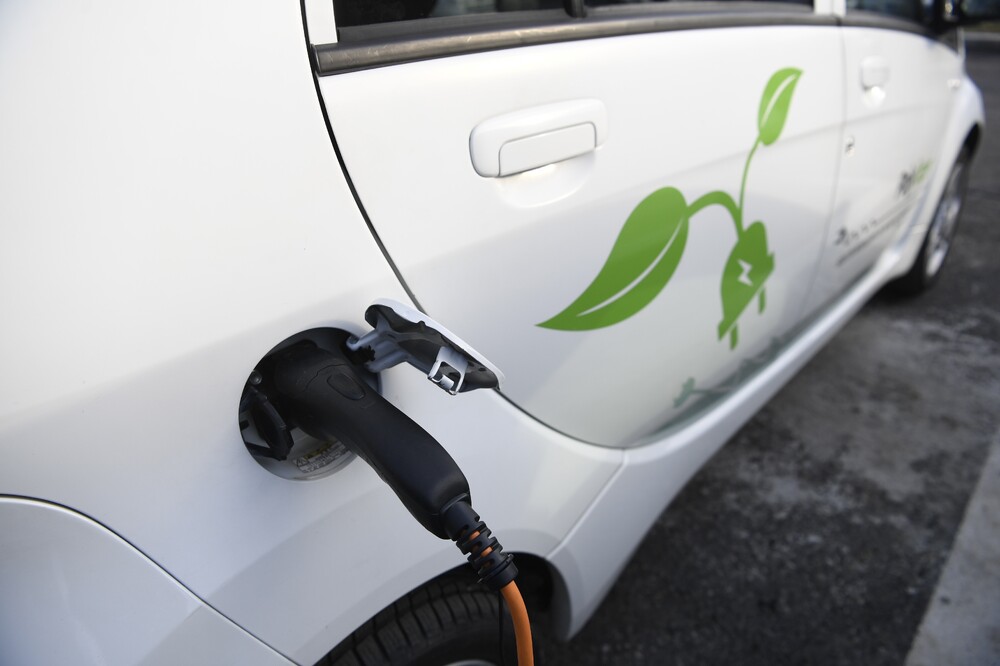 Община Гурково спечели проект за закупуване на електромобил за нуждите на социалните услуги