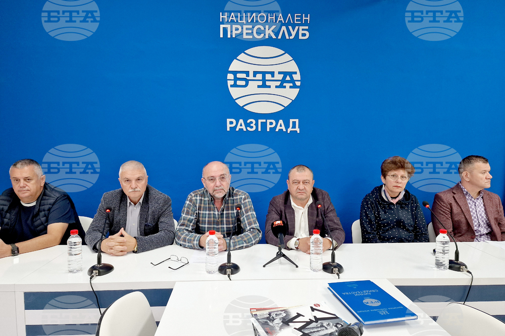 Разград - общински съветници - пресконференция
