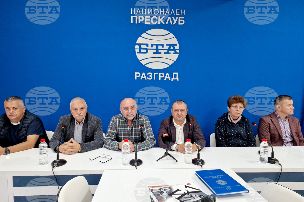 Разград - общински съветници - пресконференция