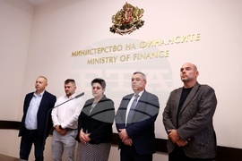 Людмила Петкова - Георги Тахов - изявления