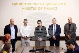 Людмила Петкова - Георги Тахов - изявления