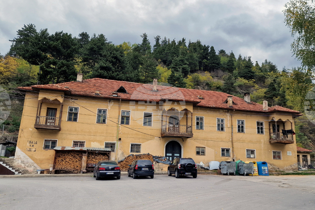 Обществено обсъждане на работен вариант за стратегията на ,,Местна инициативна група Белица – Якоруда” се състоя в двете общини