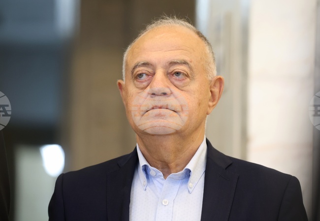 Разчитам на подкрепа от всички народни представители, каза Атанас Атанасов, номиниран за председател на парламента 