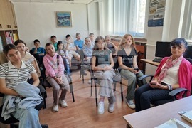  Разград - Държавен архив - Ден на българските архивисти - ученици - посещение