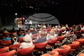 Русе – фестивал „Есенни театрални срещи“ – поетите Маргарита Петкова и Добромир Банев