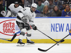CORRECTION Kings Sabres Hockey