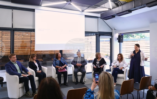 Център за безопасен интернет - пресконференция