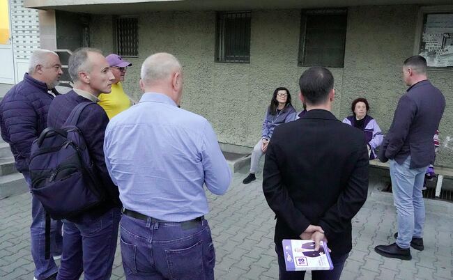 Приоритет на ГЕРБ- СДС е да възстановим националната програма за 100 процента безплатно саниране на жилищни блокове, каза кандидатът за депутат от ГЕРБ-СДС Живко Тодоров
