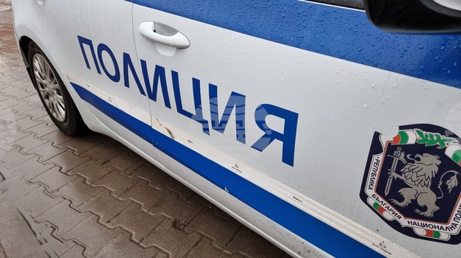 Възстановено е движението по пътя Велико Търново - Русе, което беше възпрепятствано заради катастрофирал камион