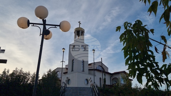 Сливен - храм "Св. Петка" - камбани