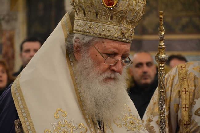 Патриарх Неофит: Празникът на светото Богоявление идва, за да ни укрепи и да ни призове към дела на добротворство и деятелна любов