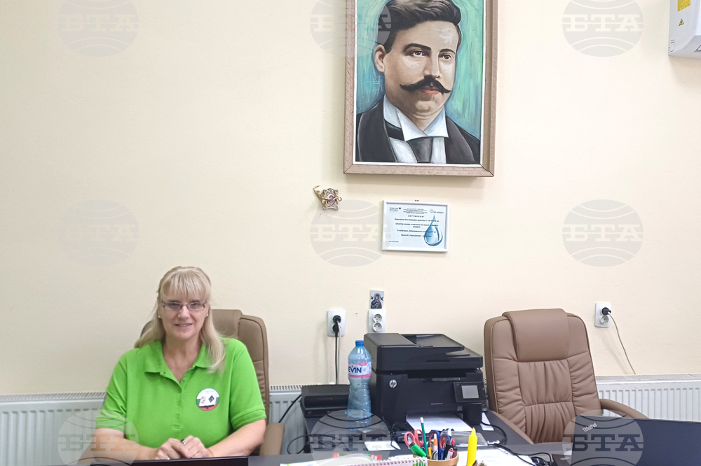 В Трето ОУ „Гоце Делчев“ в Петрич се наблюдава по-висок успех след като ограничиха телефоните по време на час