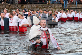 Калофер - мъжко хоро