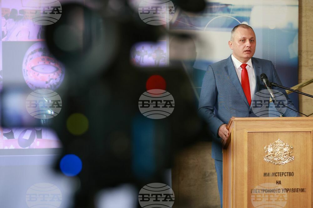 Министерство на електронното управление - Валентин Мундров - пресконференция - изграждане на софтуера