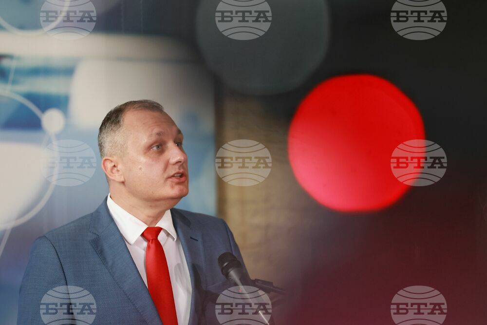 Министерство на електронното управление - Валентин Мундров - пресконференция - изграждане на софтуера