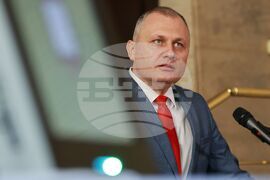 Министерство на електронното управление - Валентин Мундров - пресконференция - изграждане на софтуера