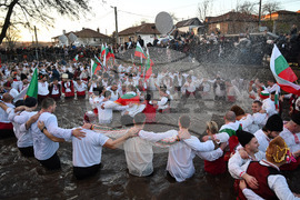 Калофер - мъжко хоро