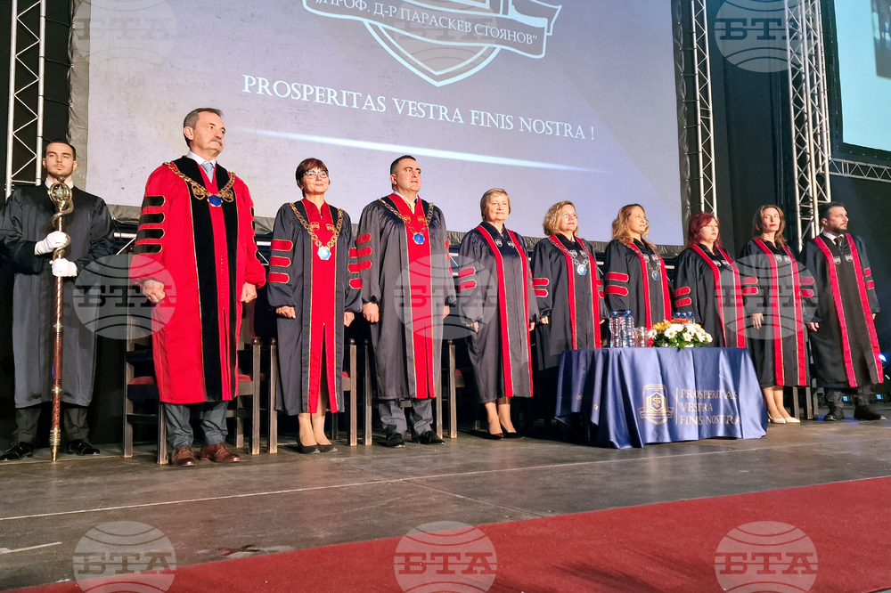 Шумен - абсолвенти - медицински сестри и акушерки