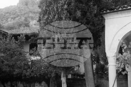 Мъглижки манастир „Св. Николай Мирликийски"