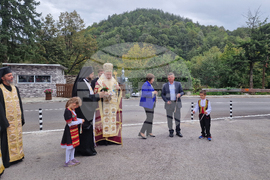 Село Орешак - улица „Стара планина“  - ремонт - Троянски манастир