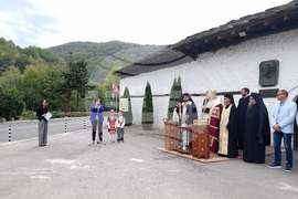 Село Орешак - улица „Стара планина“  - ремонт - Троянски манастир