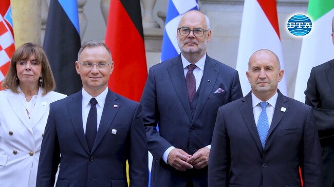 Президентът Румен Радев е на посещение в Полша по повод срещата на държавните глави от групата „Арайолуш“