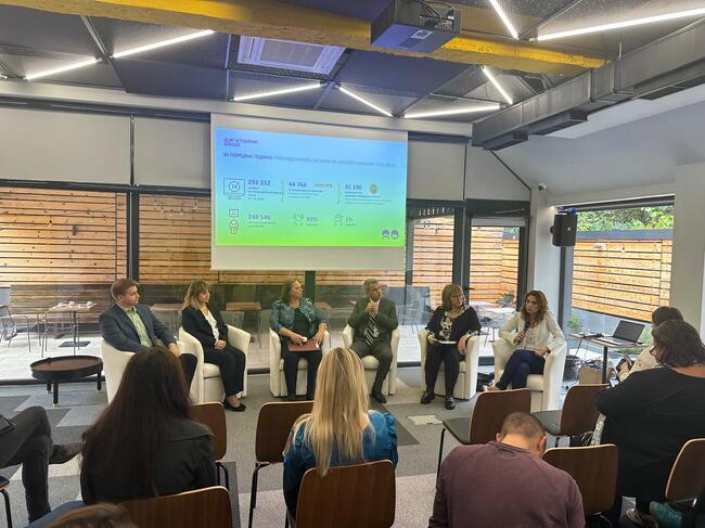 Обучения по киберсигурност се провеждат в училищата по две програми на МОН