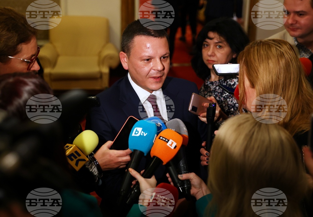 Христо Алексиев: 16 януари е крайният срок за подаването на офертите за медицински хеликоптери