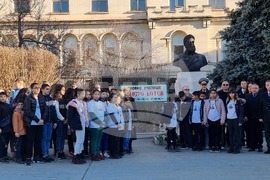 Велико Търново - Христо Ботев - почит