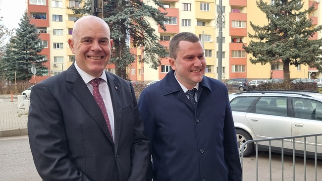 Българската прокуратура ще продължава да защитава гражданите на страната и да осигурява тяхната сигурност, каза в Перник главният прокурор