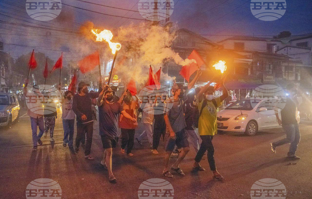 Въздушна атака срещу чайна в Мианма причини смъртта на най-малко 20 души 