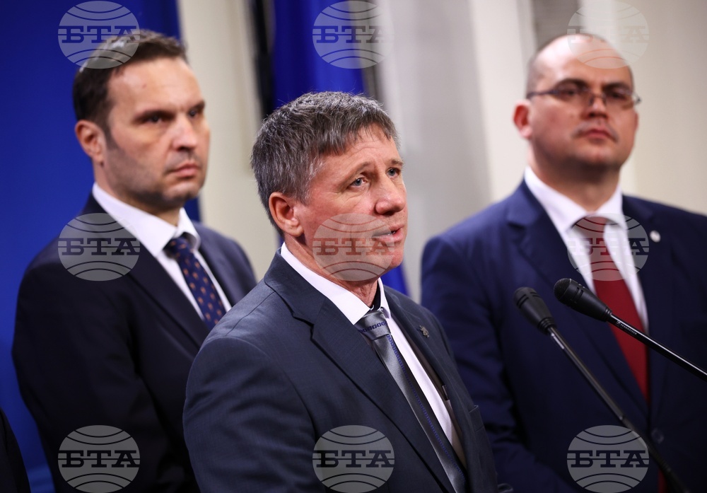Парламент - Възраждане - брифинг