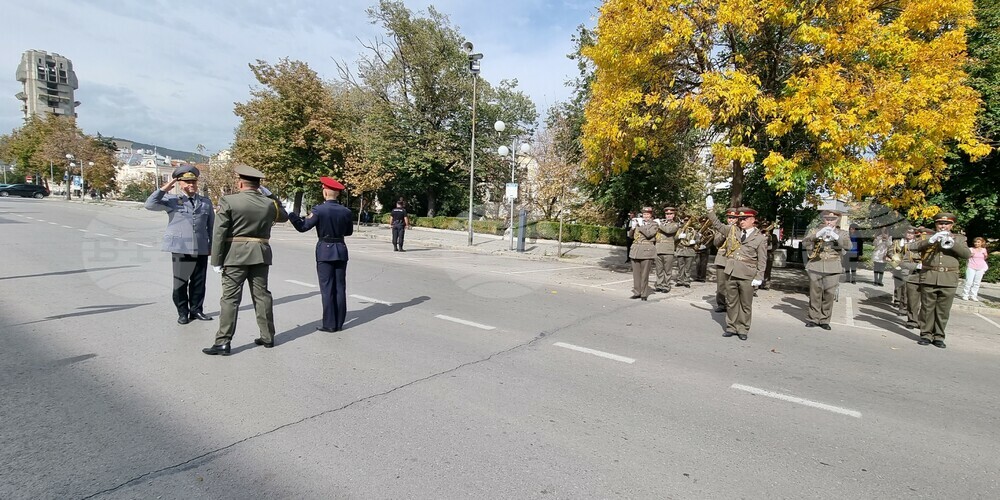 Шумен - военна клетва - заместник-министър Радостин Илиев