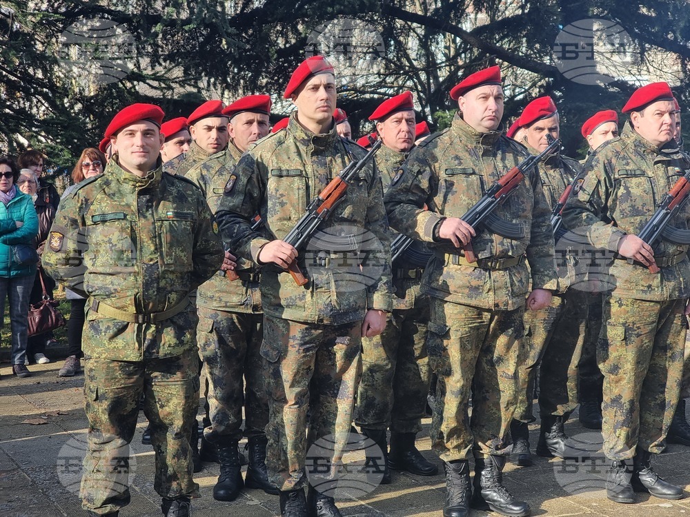 Министерството на отбраната обяви конкурси за вакантни войнишки длъжности във военни формирования