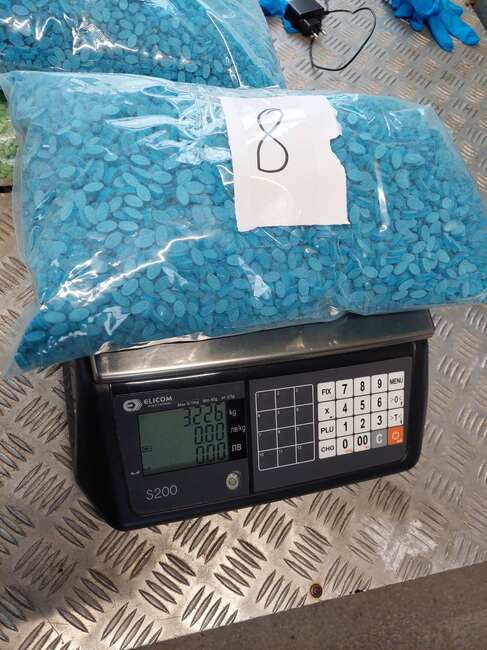 Апелативна прокуратура – Бургас: Окръжна прокуратура - Ямбол задържа за срок до 72 часа мъж и жена, обвинени в опит за контрабандно пренасяне на над 32 килограма екстази