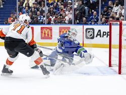 Flyers Canucks Hockey