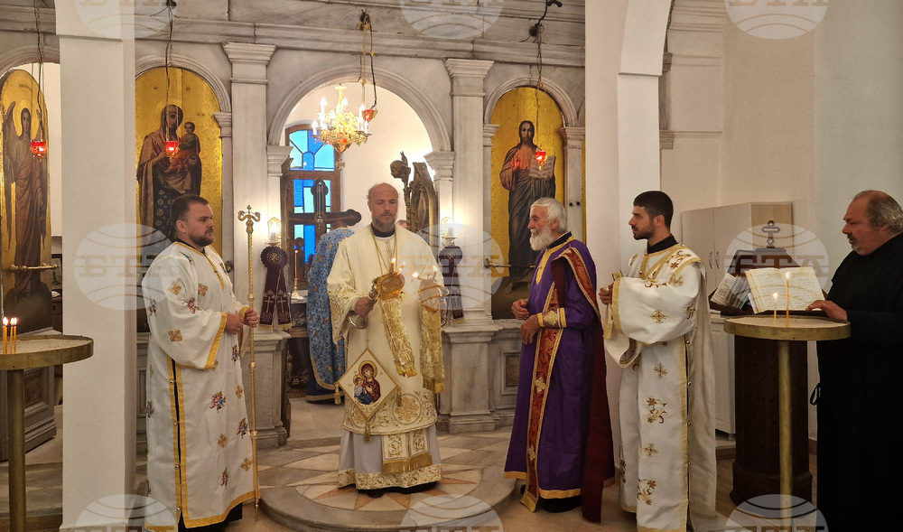 Лозница - храм - нов свещеник