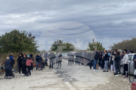 Село Трилистник - протест