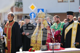Разлог - Богородица с Младенеца - скулптура - откриване