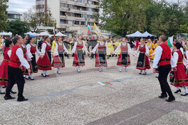Нова Загора - празник на града - занаятчийска среща „Живата традиция“