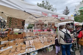 Нова Загора - празник на града - занаятчийска среща „Живата традиция“