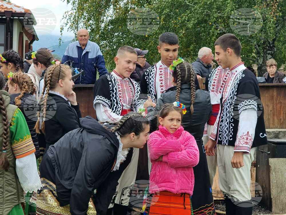 Сапарева баня - събор - животновъди и земеделски производители