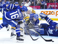 Penguins Maple Leafs Hockey