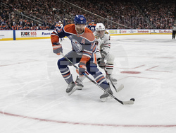 Blackhawks Oilers Hockey
