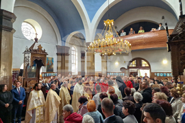 Костенец - храм "Свети Георги" - патриарх Даниил - литургия