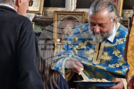 Ямбол - храм "Св. Троица" - неделно богослужение