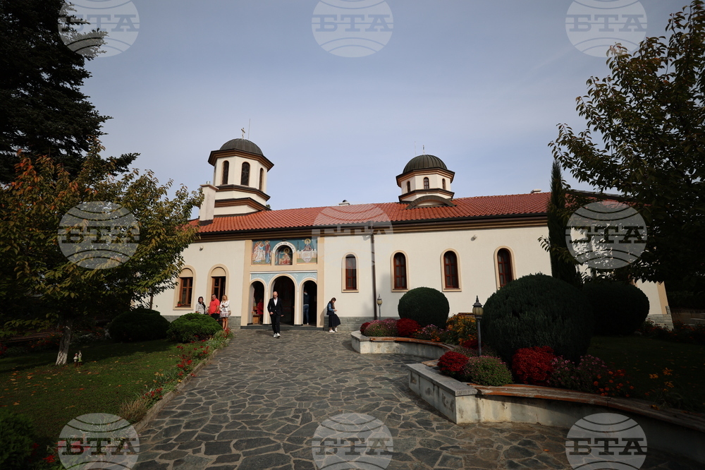 Благоевград - храм „Св. Димитър“ - неделно богослужение