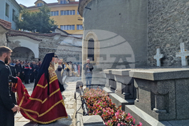 Пловдив - храм “Успение Богородично” - заупокойна литургия - панихида