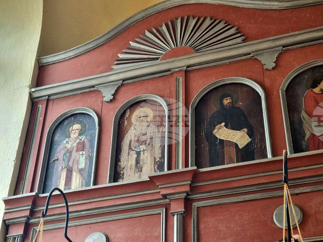 Село Люляк - храм „Света Петка“ - икони - благотворителна инициатива